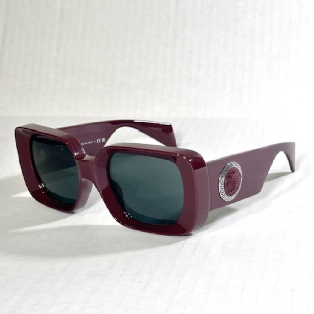 Versace Mod 4473-U 5487/87 Sunglasses Burgundy New Authentic - Picture 4 of 5